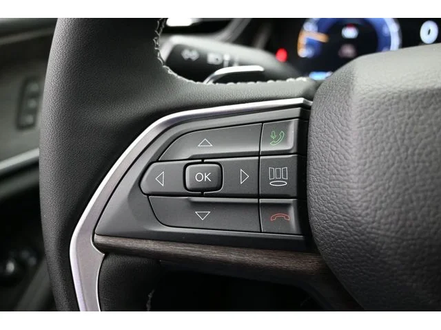 Nuevos JEEP GRAND CHEROKEE L à Estados chez autogozo
