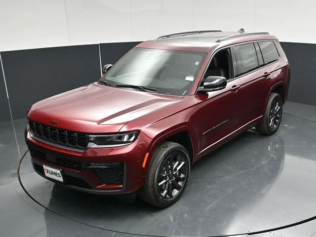Nuevos JEEP GRAND CHEROKEE L à Estados chez autogozo