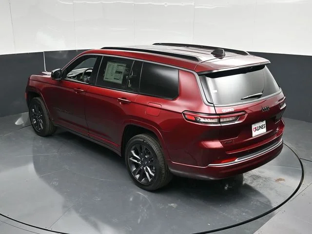 Nuevos JEEP GRAND CHEROKEE L à Estados chez autogozo