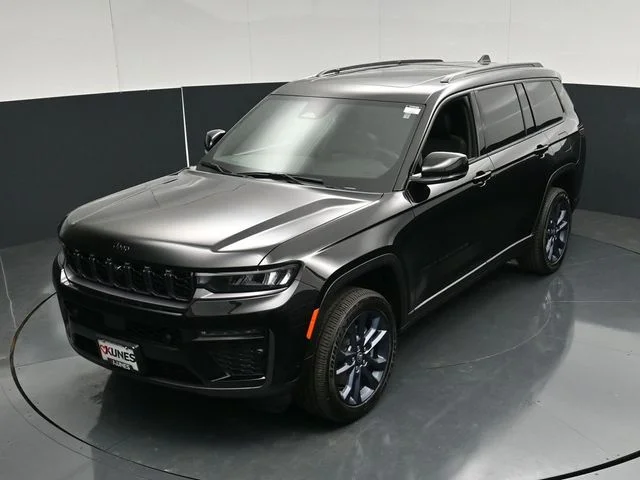 Nuevos JEEP GRAND CHEROKEE L à Estados chez autogozo