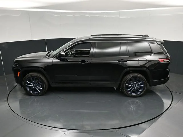 Nuevos JEEP GRAND CHEROKEE L à Estados chez autogozo