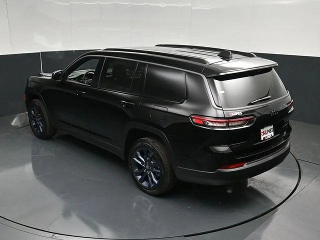 Nuevos JEEP GRAND CHEROKEE L à Estados chez autogozo