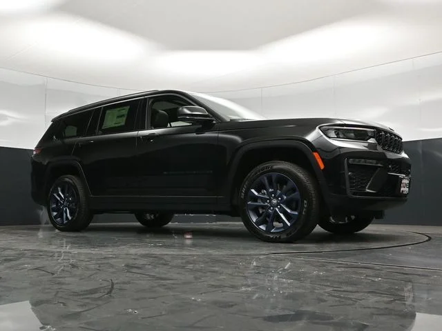Nuevos JEEP GRAND CHEROKEE L à Estados chez autogozo