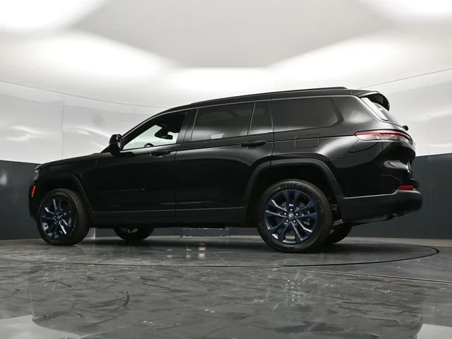 Nuevos JEEP GRAND CHEROKEE L à Estados chez autogozo
