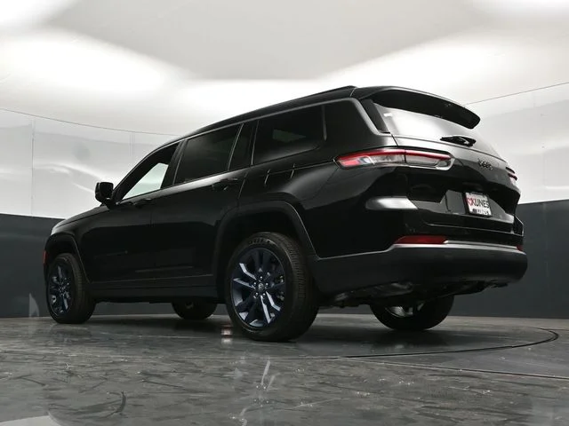 Nuevos JEEP GRAND CHEROKEE L à Estados chez autogozo