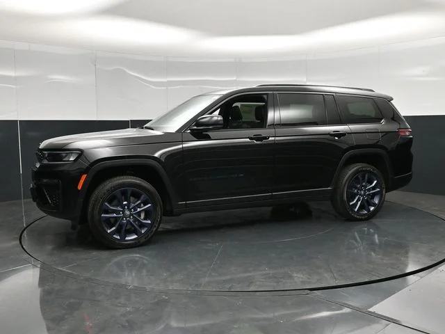 Nuevos JEEP GRAND CHEROKEE L à Estados chez autogozo