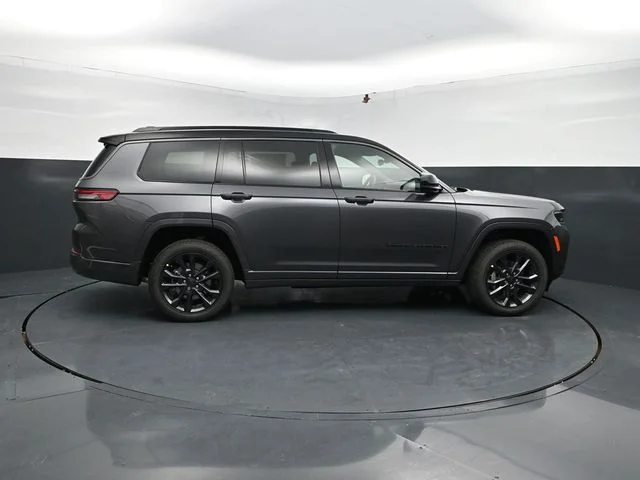 Nuevos JEEP GRAND CHEROKEE L à Estados chez autogozo