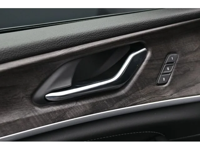 Nuevos JEEP GRAND CHEROKEE L à Estados chez autogozo