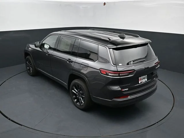 Nuevos JEEP GRAND CHEROKEE L à Estados chez autogozo