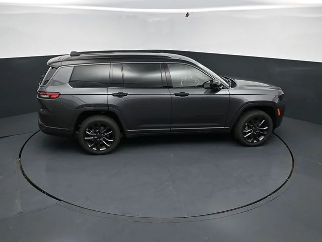 Nuevos JEEP GRAND CHEROKEE L à Estados chez autogozo