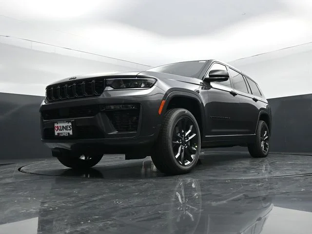 Nuevos JEEP GRAND CHEROKEE L à Estados chez autogozo