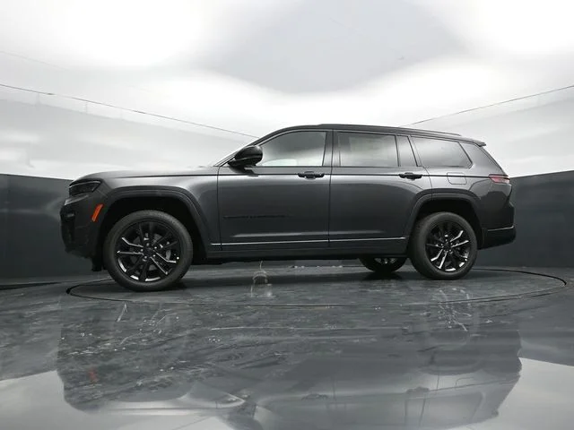Nuevos JEEP GRAND CHEROKEE L à Estados chez autogozo