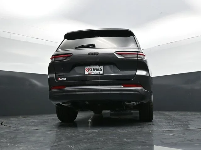 Nuevos JEEP GRAND CHEROKEE L à Estados chez autogozo