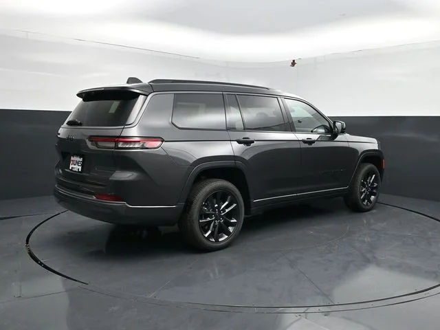 Nuevos JEEP GRAND CHEROKEE L à Estados chez autogozo