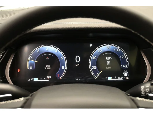 Nuevos JEEP GRAND CHEROKEE L à Estados chez autogozo