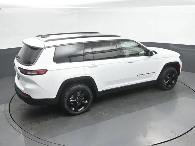 Nuevos JEEP GRAND CHEROKEE L à Estados chez autogozo