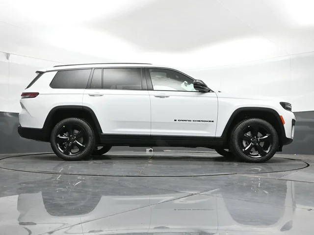 Nuevos JEEP GRAND CHEROKEE L à Estados chez autogozo
