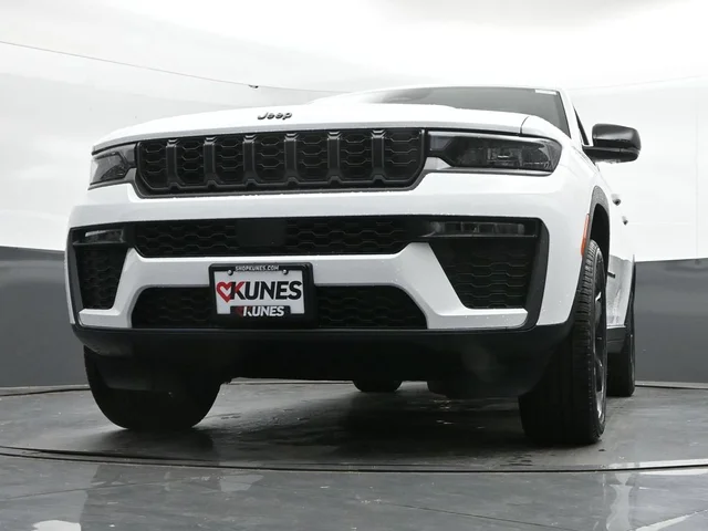 Nuevos JEEP GRAND CHEROKEE L à Estados chez autogozo