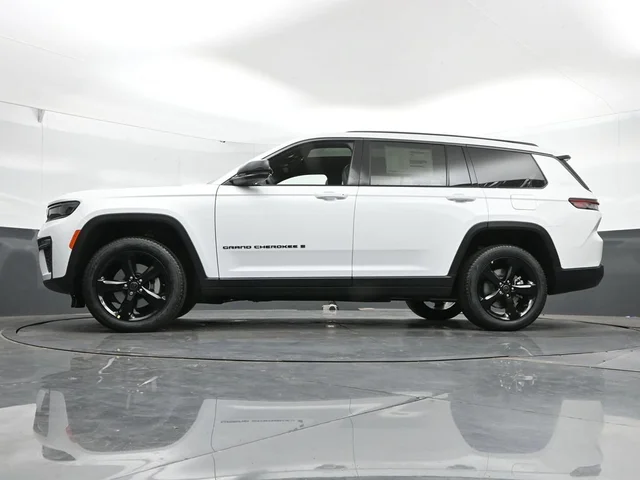 Nuevos JEEP GRAND CHEROKEE L à Estados chez autogozo