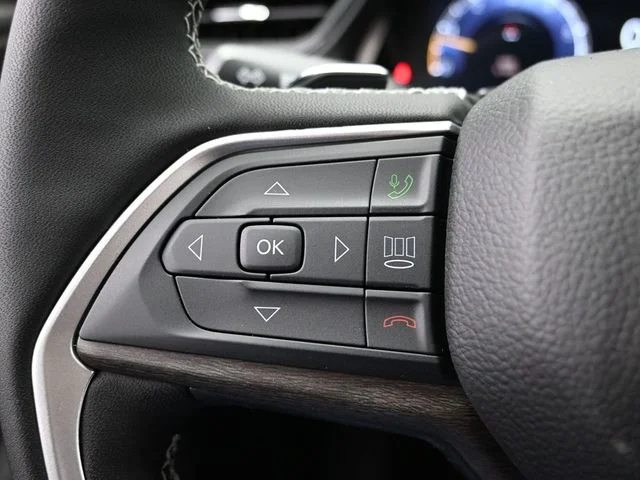 Nuevos JEEP GRAND CHEROKEE L à Estados chez autogozo