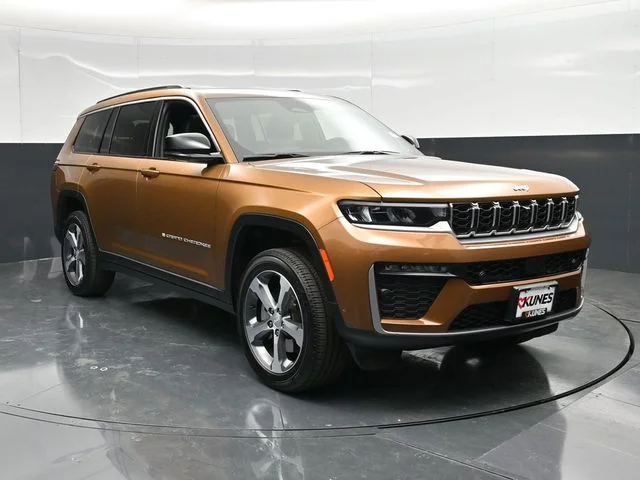 Nuevos JEEP GRAND CHEROKEE L à Estados chez autogozo
