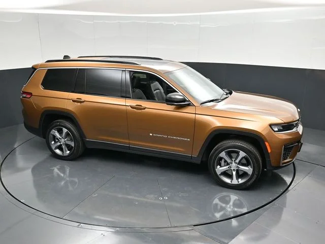Nuevos JEEP GRAND CHEROKEE L à Estados chez autogozo