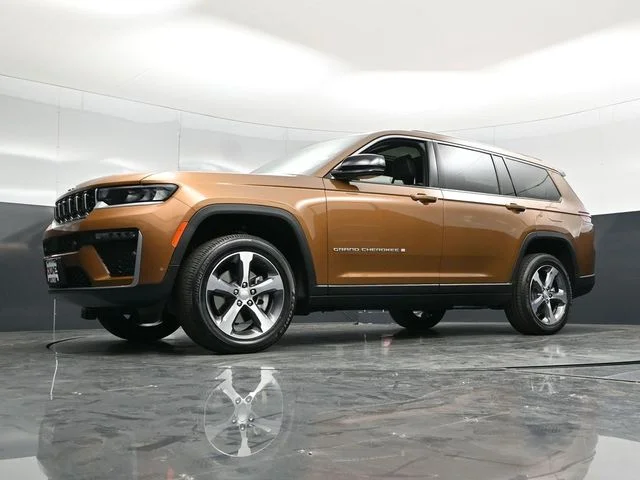 Nuevos JEEP GRAND CHEROKEE L à Estados chez autogozo