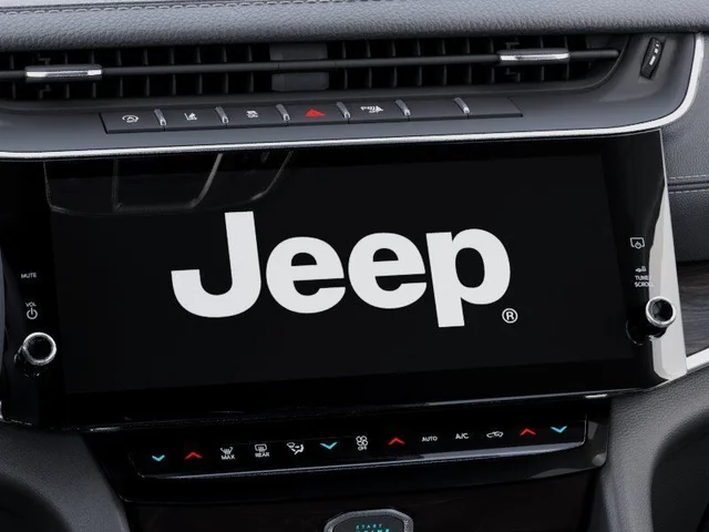 Nuevos JEEP GRAND CHEROKEE L à Estados chez autogozo