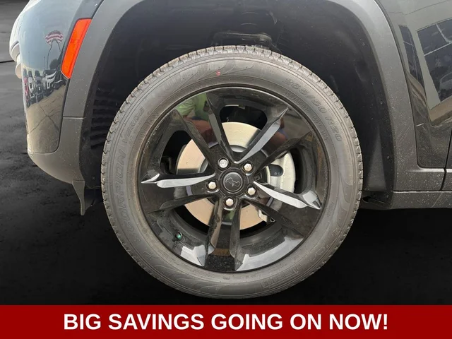 Nuevos JEEP GRAND CHEROKEE L à Estados chez autogozo