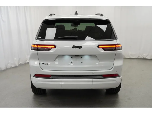 Nuevos JEEP GRAND CHEROKEE L à Estados chez autogozo