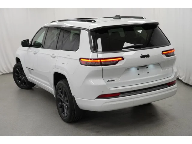 Nuevos JEEP GRAND CHEROKEE L à Estados chez autogozo