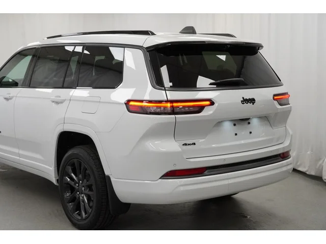 Nuevos JEEP GRAND CHEROKEE L à Estados chez autogozo