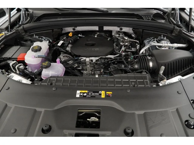 Nuevos JEEP GRAND CHEROKEE L à Estados chez autogozo