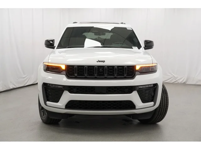 Nuevos JEEP GRAND CHEROKEE L à Estados chez autogozo