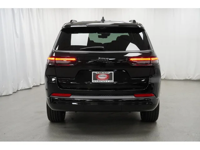 Nuevos JEEP GRAND CHEROKEE L à Estados chez autogozo