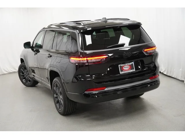Nuevos JEEP GRAND CHEROKEE L à Estados chez autogozo