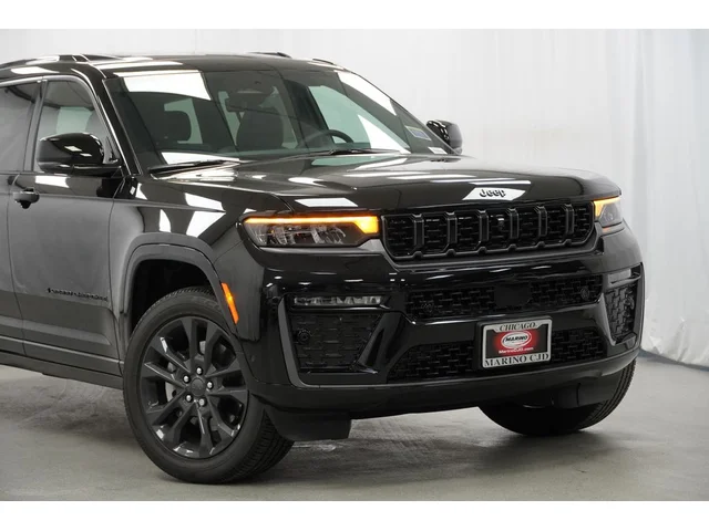 Nuevos JEEP GRAND CHEROKEE L à Estados chez autogozo