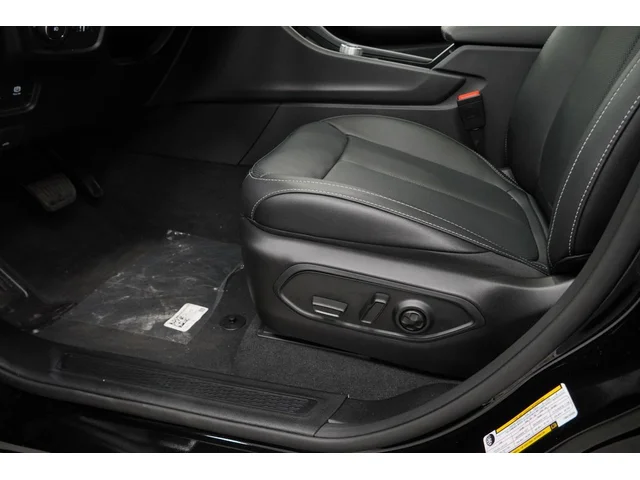 Nuevos JEEP GRAND CHEROKEE L à Estados chez autogozo