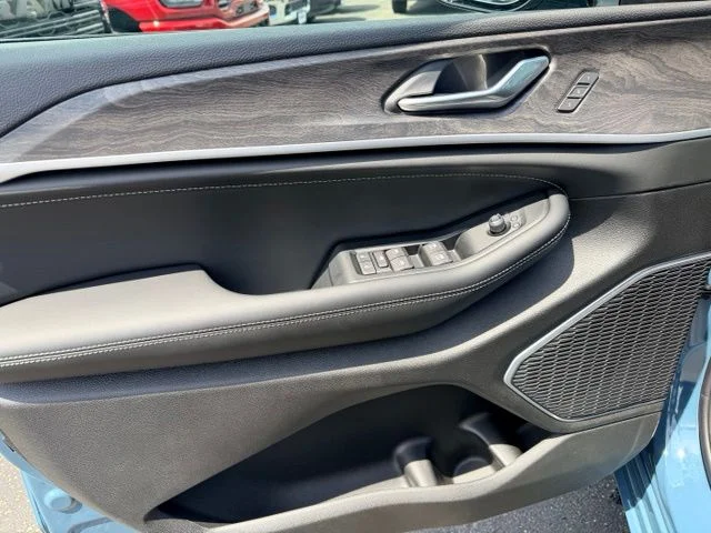 Nuevos JEEP GRAND CHEROKEE L à Estados chez autogozo