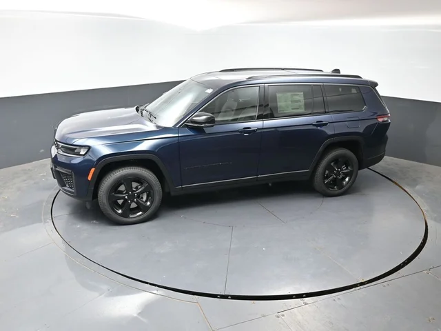 Nuevos JEEP GRAND CHEROKEE L à Estados chez autogozo