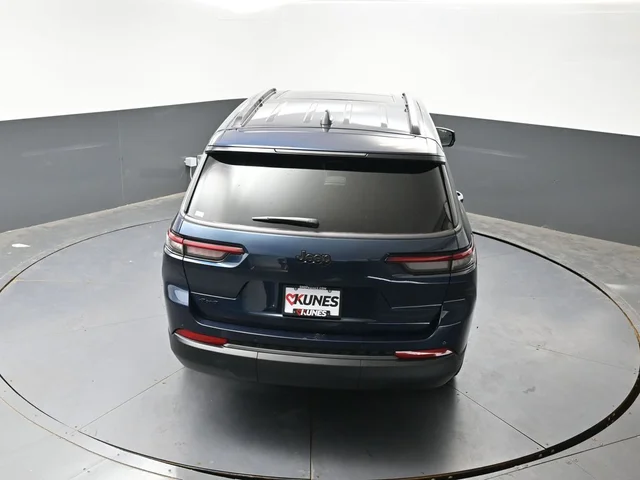 Nuevos JEEP GRAND CHEROKEE L à Estados chez autogozo