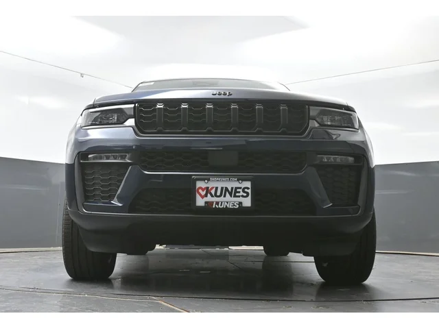 Nuevos JEEP GRAND CHEROKEE L à Estados chez autogozo