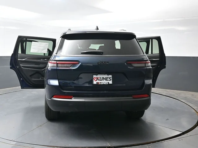 Nuevos JEEP GRAND CHEROKEE L à Estados chez autogozo
