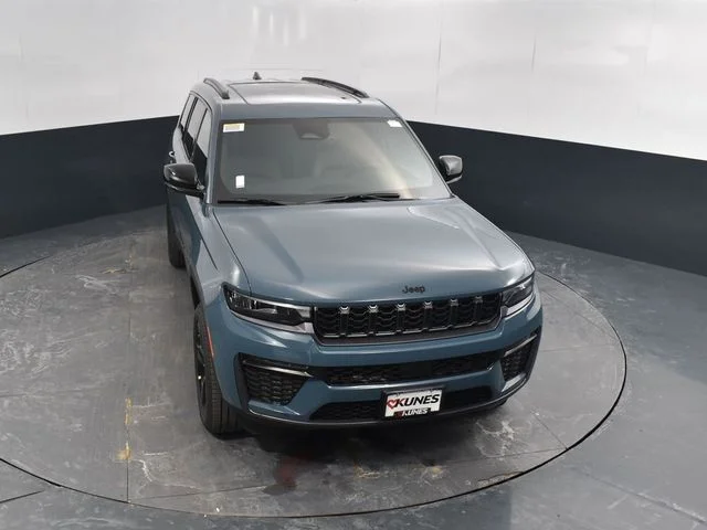 Nuevos JEEP GRAND CHEROKEE L à Estados chez autogozo