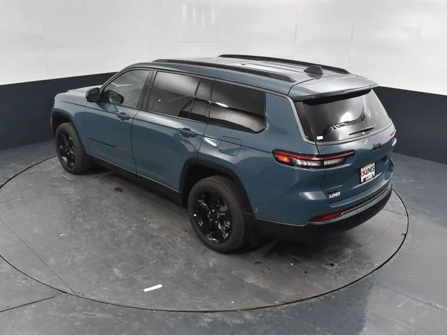 Nuevos JEEP GRAND CHEROKEE L à Estados chez autogozo