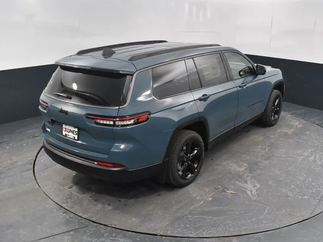 Nuevos JEEP GRAND CHEROKEE L à Estados chez autogozo