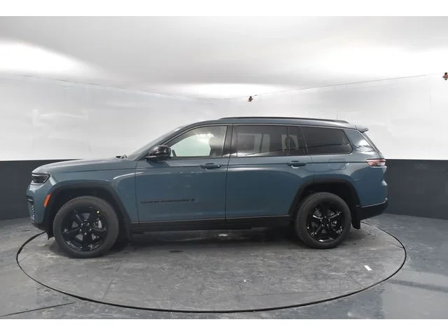 Nuevos JEEP GRAND CHEROKEE L à Estados chez autogozo