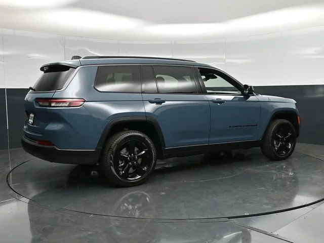Nuevos JEEP GRAND CHEROKEE L à Estados chez autogozo