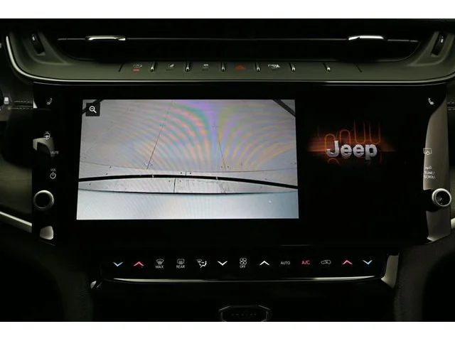 Nuevos JEEP GRAND CHEROKEE L à Estados chez autogozo