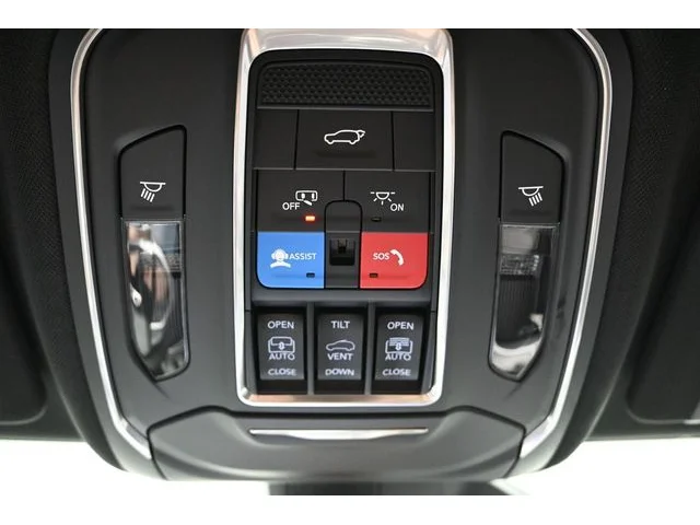 Nuevos JEEP GRAND CHEROKEE L à Estados chez autogozo